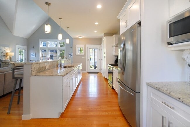 19 Brigham Farm Ln in Bolton, MA - Building Photo - Building Photo