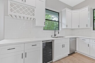 806 E 39th St in Houston, TX - Building Photo - Building Photo