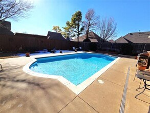 14509 Oakmond Rd in Edmond, OK - Building Photo - Building Photo