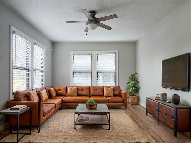 312 Graceland St in Houston, TX - Foto de edificio - Building Photo