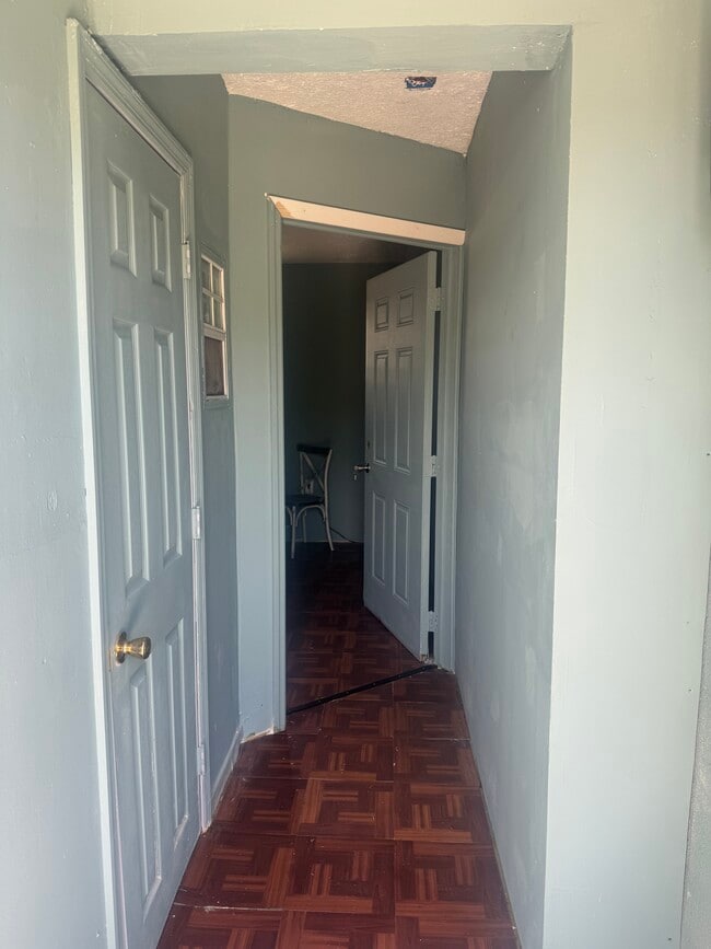 29724 SW 168th Ct, Unit Efficiency