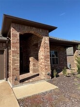 1908 Albany Ln in Cleburne, TX - Building Photo - Building Photo