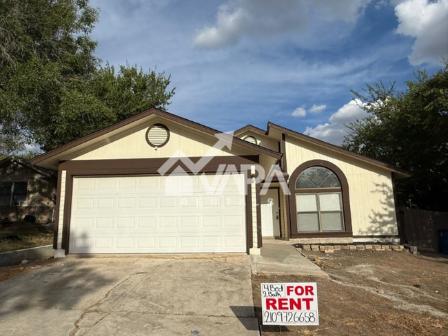 7718 Gallant Ridge Dr