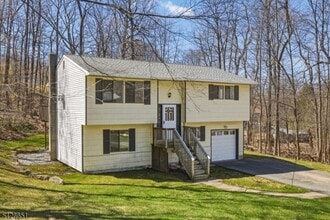 15 Karen Rd in Highland Lakes, NJ - Building Photo - Building Photo