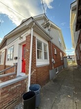 929 Adeline St in Trenton, NJ - Building Photo - Building Photo