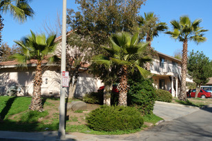 1263-1267 N Citrus Ave Apartamentos