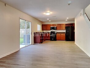 11527 Spring Board Dr in Jacksonville, FL - Foto de edificio - Building Photo