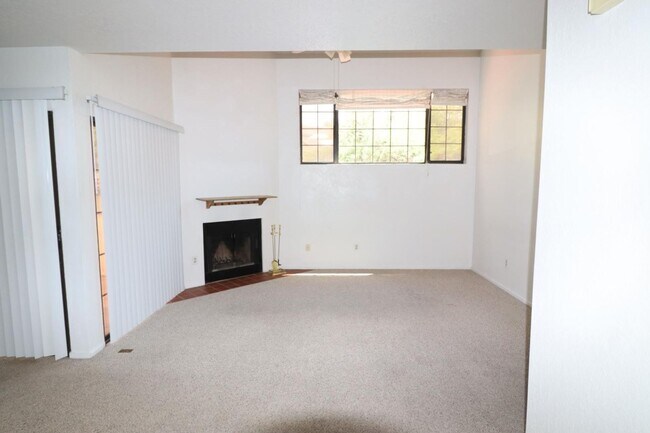 4271 N River Grove Cir in Tucson, AZ - Building Photo - Building Photo