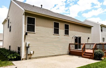 227 Dowler Dr in South Bloomfield, OH - Building Photo - Building Photo