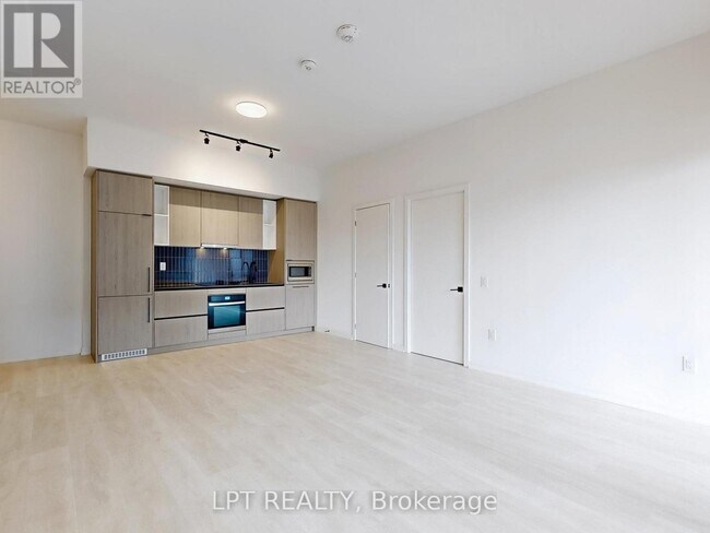 property at 1285 Dupont St