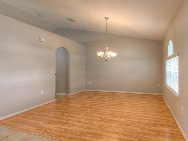 744 Westcliffe Dr in Winter Garden, FL - Building Photo - Building Photo