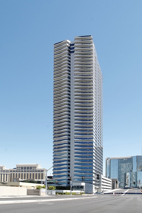 The Martin in Las Vegas, NV - Building Photo