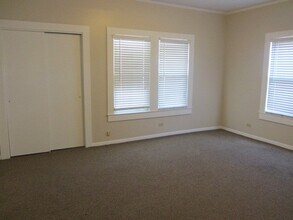 3002 Montgomery Rd in Huntsville, TX - Building Photo - Building Photo