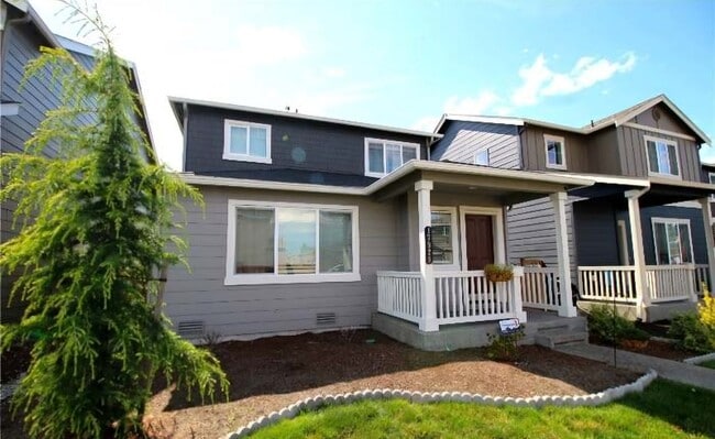 property at 17928 16th Ave Ct E