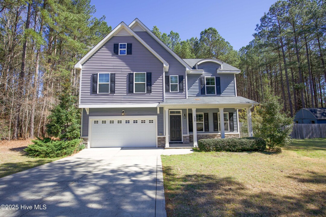 130 Timberhurst Ct in Cameron, NC - Building Photo