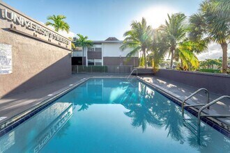 1800 NW 4th Ave in Boca Raton, FL - Building Photo - Building Photo