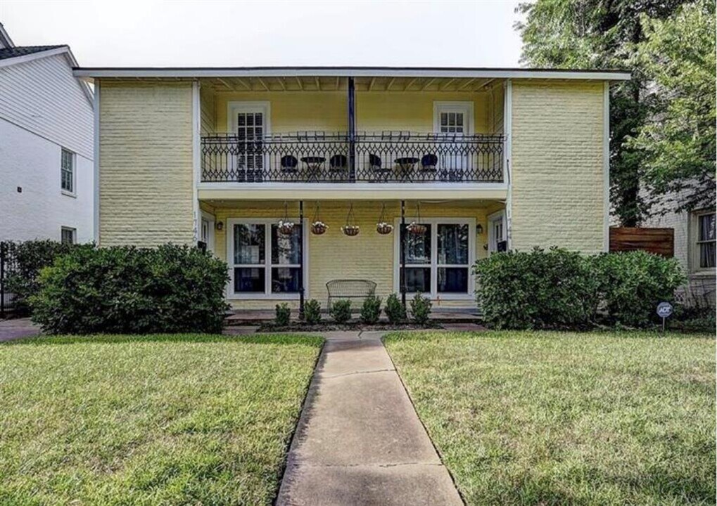 1746 Banks St in Houston, TX - Foto de edificio