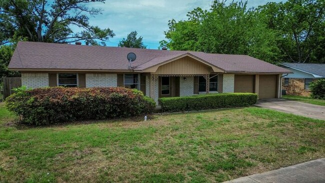 1521 Plainview St in Tyler, TX - Building Photo - Building Photo
