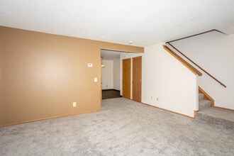 Ashton Meadows in Springfield, OH - Foto de edificio - Interior Photo