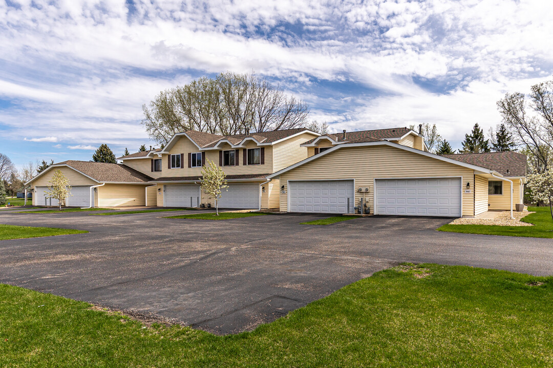 Clover Leaf Farm in Blaine, MN - Building Photo