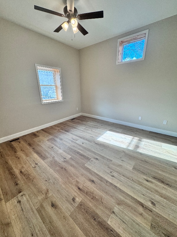 211 W Court St in Woodstock, VA - Foto de edificio - Building Photo