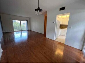 1510 SE 15th St in Fort Lauderdale, FL - Building Photo - Building Photo