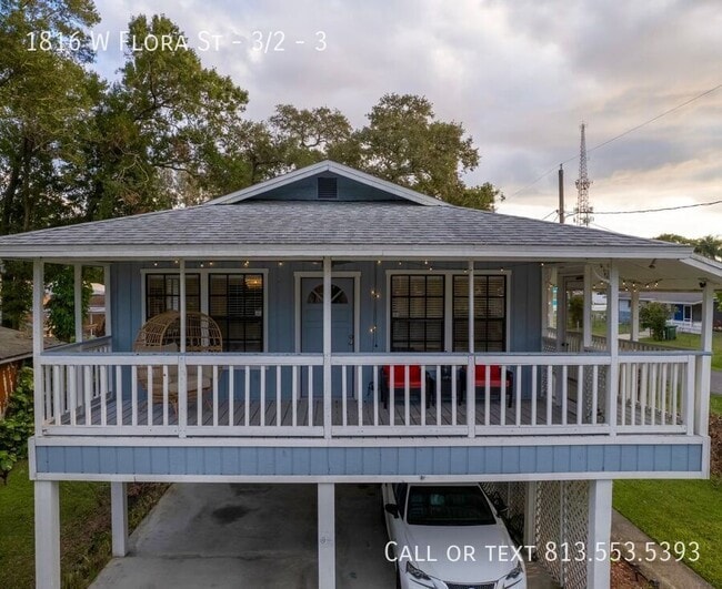 1816 W Flora St in Tampa, FL - Foto de edificio - Building Photo