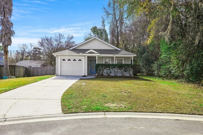 335 Dreadnaught Ct in Tallahassee, FL - Building Photo - Building Photo