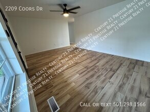 2209 Coors Dr in North Little Rock, AR - Building Photo - Building Photo