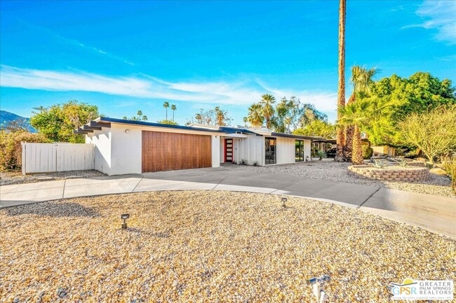 property at 40851 Bob Hope Dr