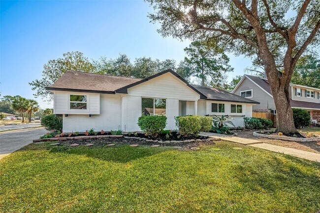 property at 23130 Bayleaf Dr
