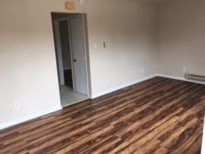 319 S 5th Ave in Kankakee, IL - Building Photo - Building Photo