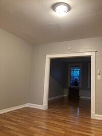 1535 Homestead St photo'