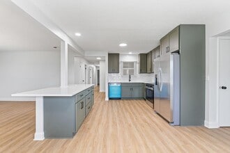 1570 Green Cook Rd in Sunbury, OH - Building Photo - Building Photo