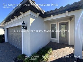 6319 Crested Eagle Ln in Nokomis, FL - Building Photo - Building Photo