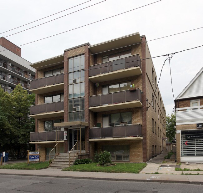 142 Vaughan Road in Toronto, ON - Building Photo - Building Photo