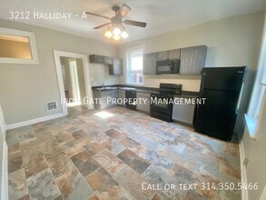 3212 Halliday Ave in St. Louis, MO - Building Photo - Building Photo
