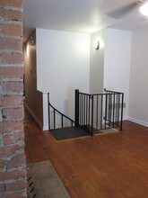 1016 Bingham St, Unit 1 in Pittsburgh, PA - Foto de edificio - Building Photo