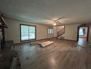 4084 N Lexington Ln in Fayetteville, AR - Building Photo - Building Photo