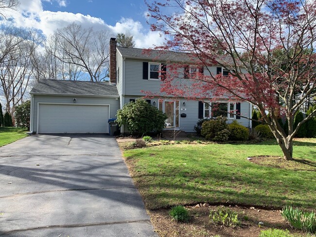 property at 34 Montclair Dr