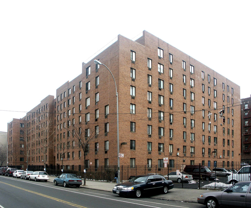 Thessalonica Court in Bronx, NY - Building Photo