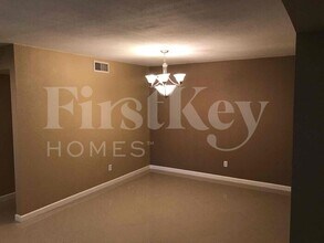 6025 W Evans Dr in Glendale, AZ - Building Photo - Building Photo