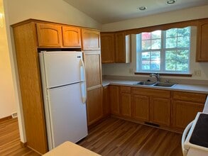 1175 St Albert the Great Ct in Sun Prairie, WI - Building Photo - Building Photo