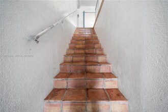 905 Sunrise Ln in Fort Lauderdale, FL - Building Photo - Building Photo