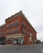 12-28 Church St in Hoosick Falls, NY - Building Photo