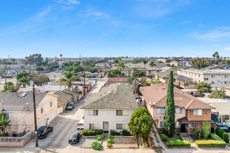 12717 Cranbrook Ave in Hawthorne, CA - Building Photo - Building Photo