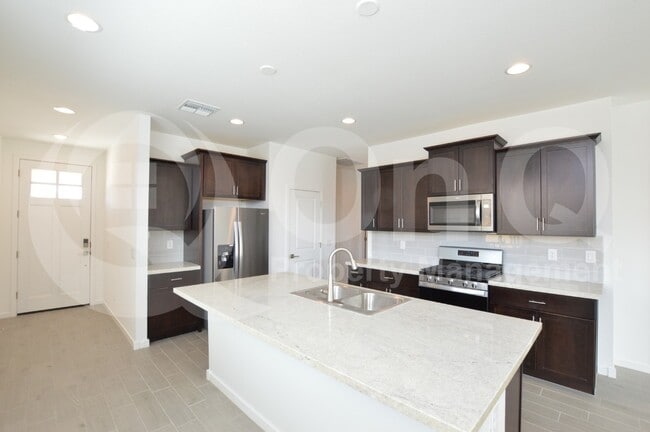 2679 E Tolosa Dr in Casa Grande, AZ - Building Photo - Building Photo