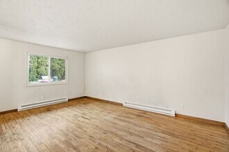 1611 W 8th Ave in Spokane, WA - Foto de edificio - Building Photo