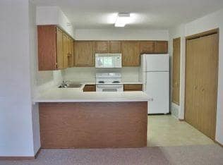 646 Kimberlite St in Tiffin, IA - Building Photo - Building Photo