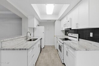 780 E Eugie Ave in Phoenix, AZ - Building Photo - Building Photo